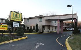 Express Inn Farmingdale Nj 2*